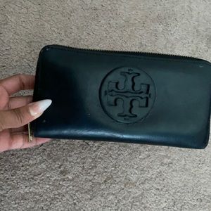 Tory Burch black medium wallet